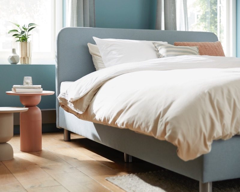 Boxspring Lily
