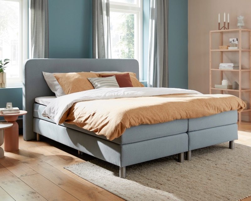 Boxspring Lily