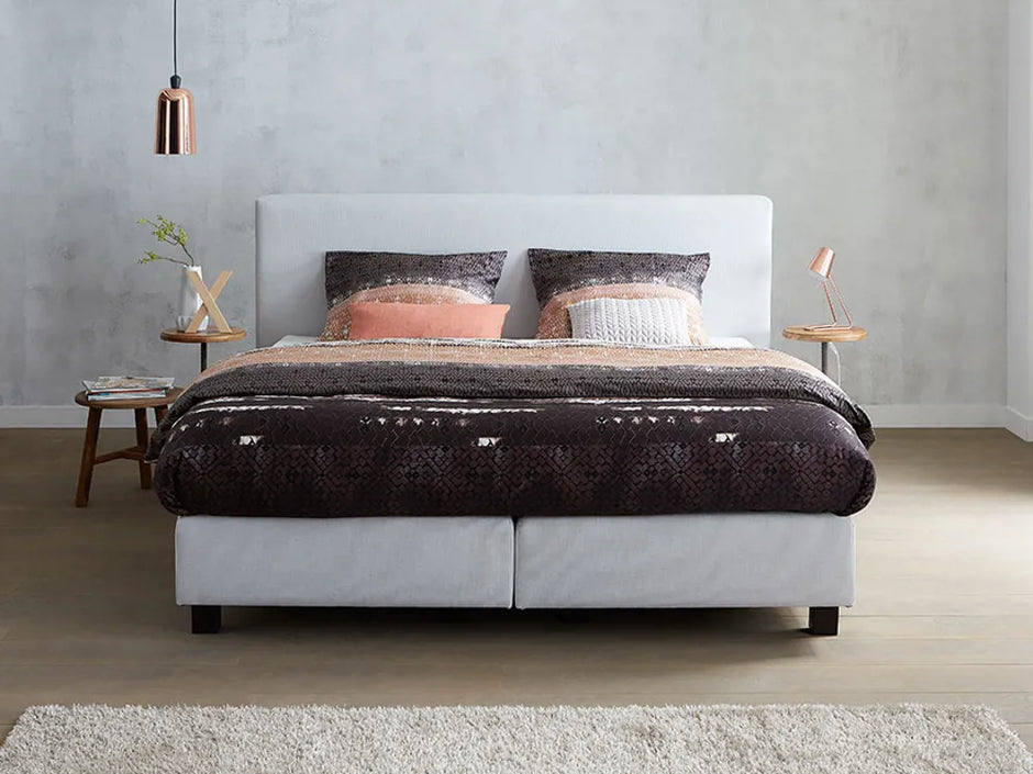 Boxspring Earth