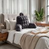 Bedrest Pompom Antraciet 34 x 50 – Luxe comfort en stevige ondersteuning