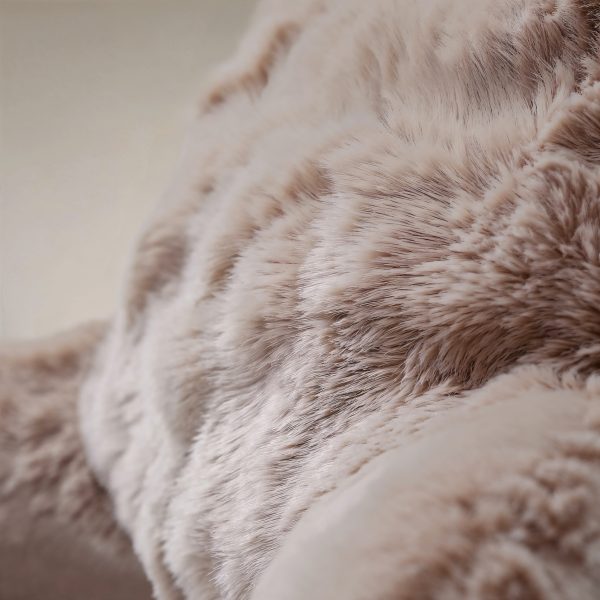 Bedrest Pompom Taupe 34 x 50 – Luxe comfort en stevige ondersteuning