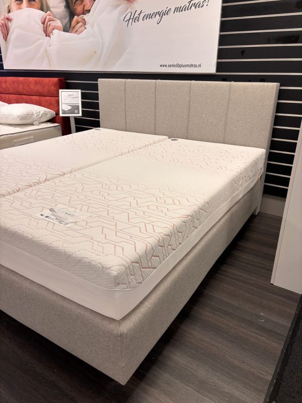 WhatsApp Image 2026-01-17 at 13.31.08666 Boxspring Senio50+ 180x200