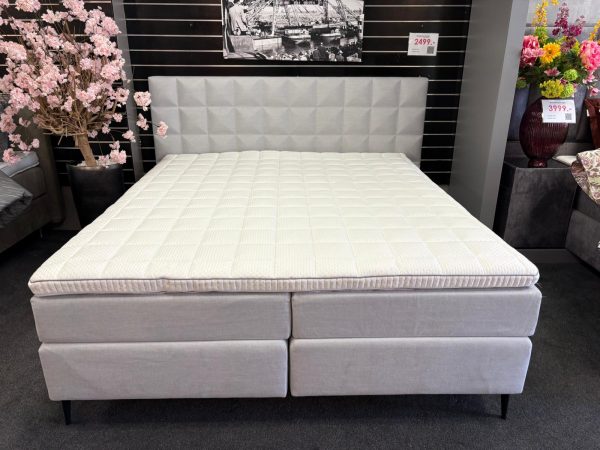 WhatsApp Image 2026-04-25 at 14.39.34 (4) Boxspring Reliëf 180x200cm