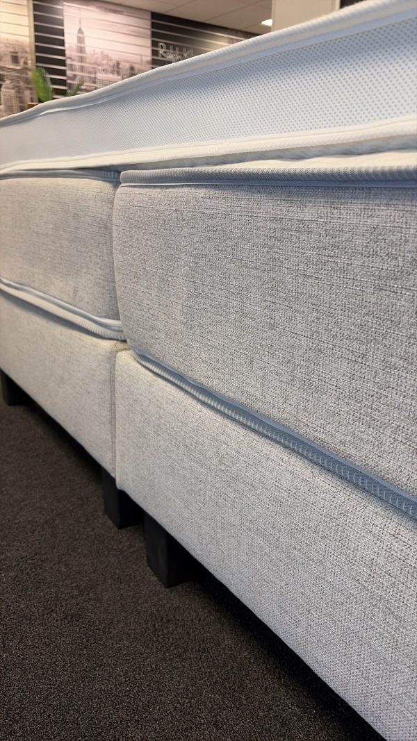 WhatsApp Image 2026-06-13 at 11.30.226789 Boxspring Stundent 160x200cm (2x80x200 matrassen)