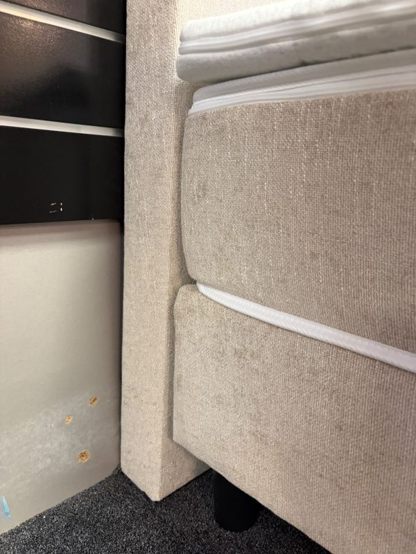 WhatsApp Image 2026-06-13 at 12.11.39 Boxspring Stundent 140x200cm (2x70x200 matrassen)